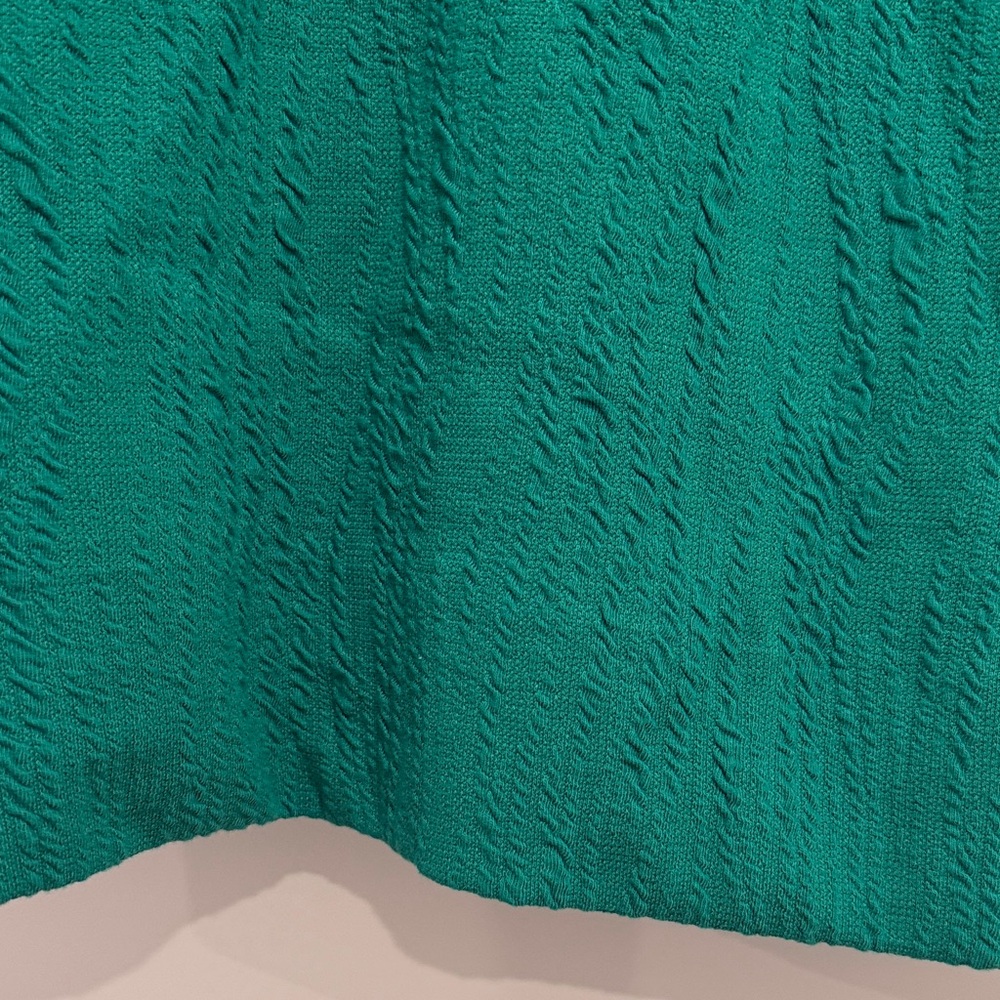 Lilly Pulitzer Vibrant Green Top - Picture 6 of 6
